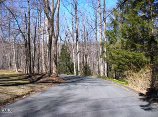 Tanton Hill Rd, Ridgefield, CT 06877