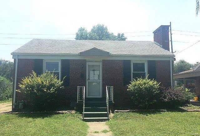 1st image of 2548 E 27th St