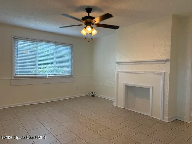 435 3rd Ave #A — Photo 2