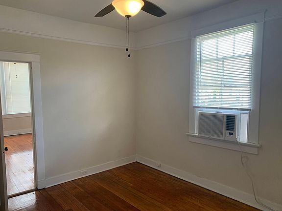 4th image of 1726 Fern St Unit A