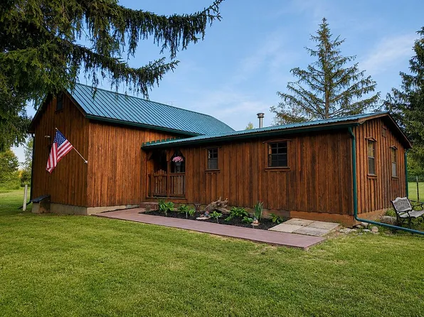 5327 Stoc Hartfield Rd, Stockton, NY 14784
