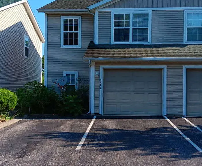 2871 S Walnut Street Pike #2871 — Photo 2