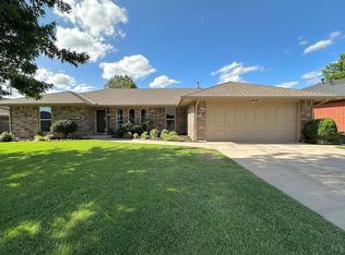 8229 NW 99th St, Oklahoma City, OK 73162
