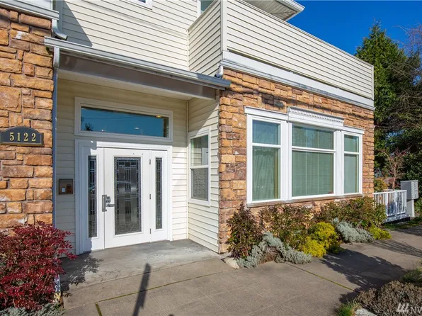 5122 S Mayflower St Unit 105, Seattle, WA 98118