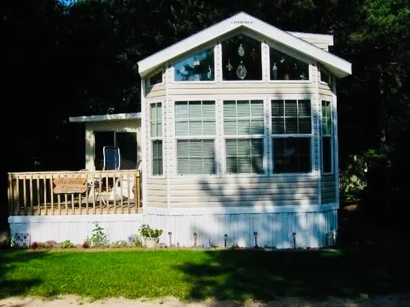 6473 Blue Star Hwy #12, Saugatuck, MI 49453