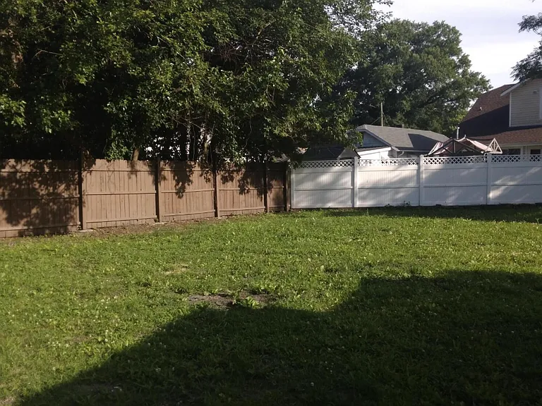 112 East St E — Photo 15