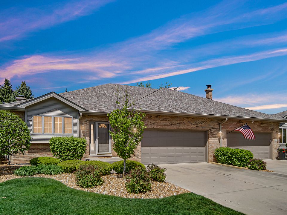 1st image of 9154 Arbour Walk Dr