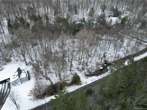 467 Carter Road, Plymouth, CT 06782