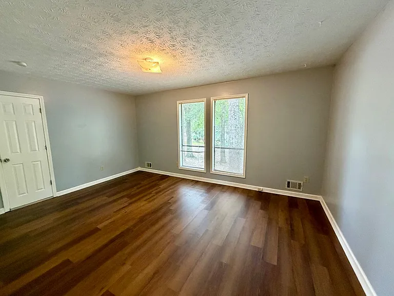 7670 Glen Devon Rd — Photo 22