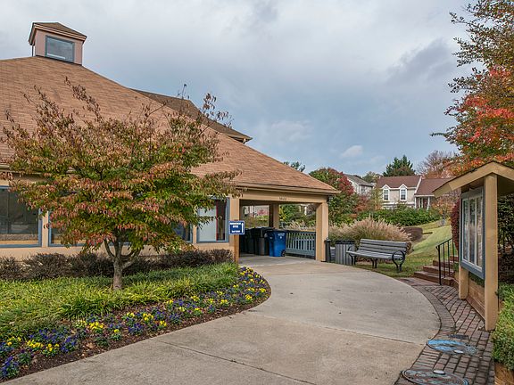 3rd image of 3492 Madelyn Ct