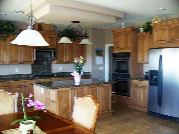 5th image of 8840 S Tomsik St