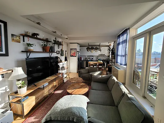 Rented by Garden Management | media 23