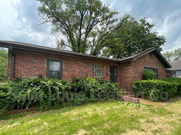 3rd image of 411 Georgia Ave