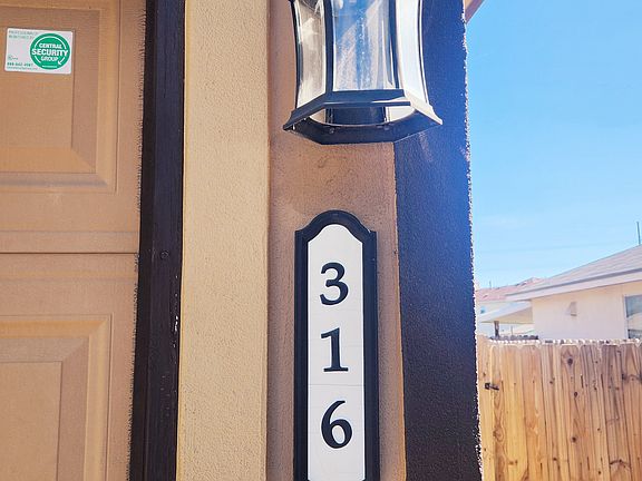 3rd image of 316 Golden Gate Dr