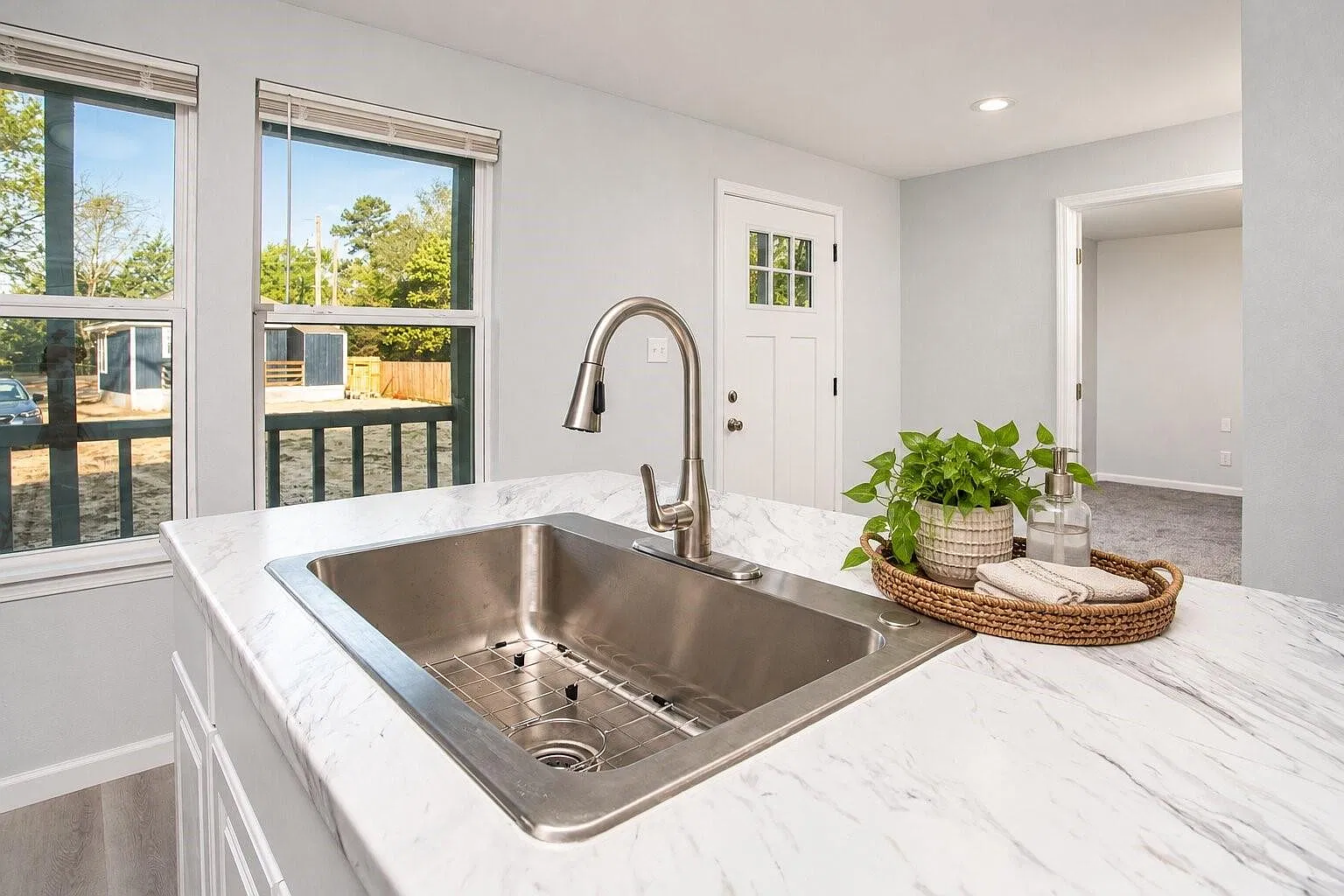 2 bed, 2.0 bath, 1100 sqft, $1,300 — Photo 4