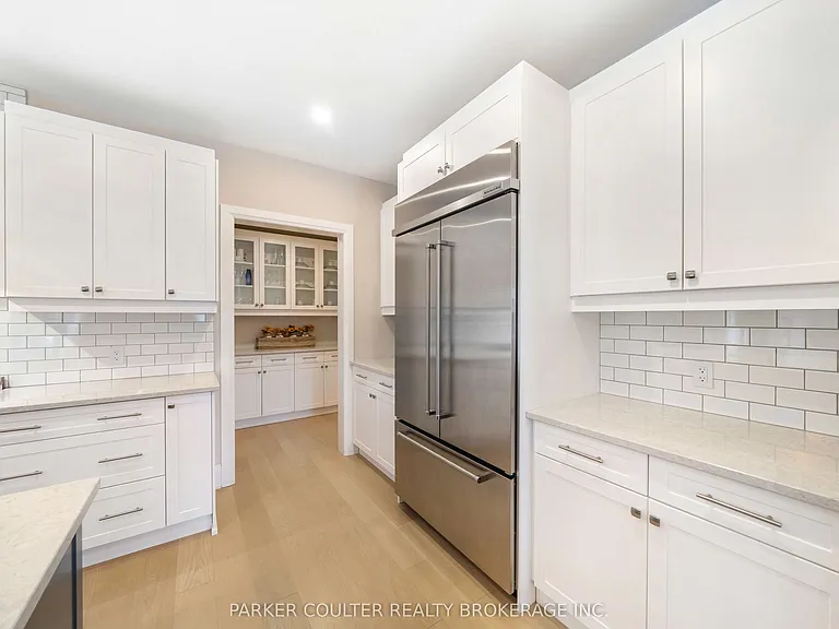 70 Georgian Grande Dr — Photo 7