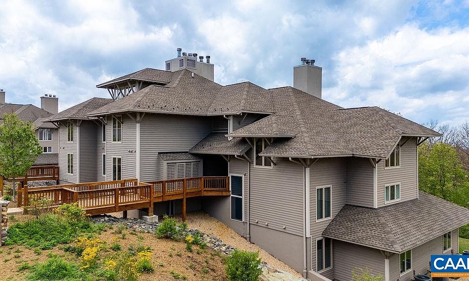 1st image of 3232 N Ridge Ln