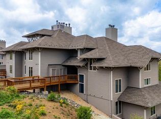 3232 N Ridge Ln, Roseland, VA 22967