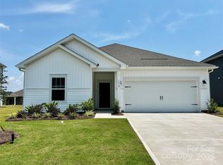 1418 Windy Park Dr, Stanley, NC 28164