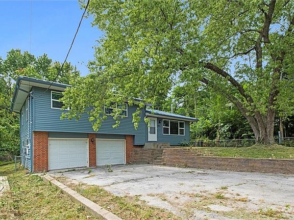 3rd image of 7451 Kansas Ave