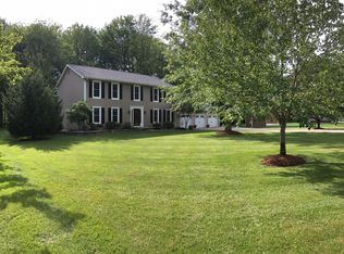 1190 The Pnes, Batesville, IN 47006