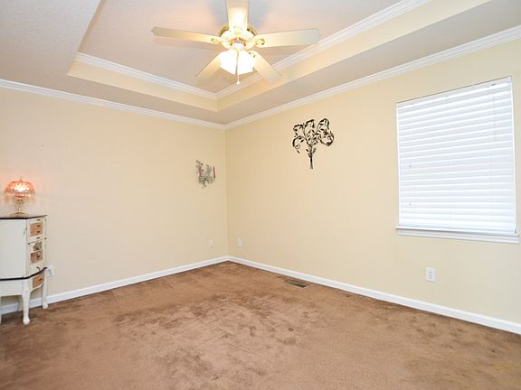 5th image of 773 Crab Apple Ln SE