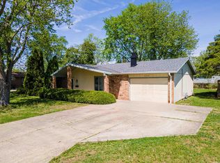 2008 W Bryden Rd, Muncie, IN 47304