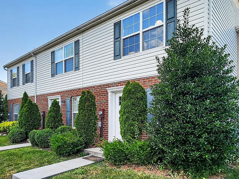 483 Arwell Ct #483 — Photo 3