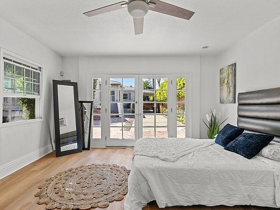 3rd image of 4814 Lemona Ave #1A