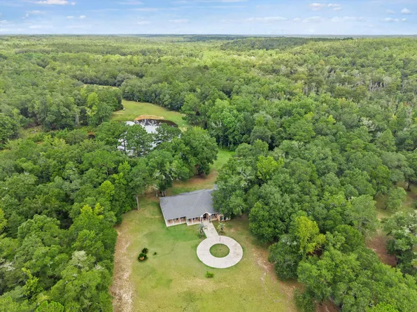 761 Bear Creek Rd, Quincy, FL 32351