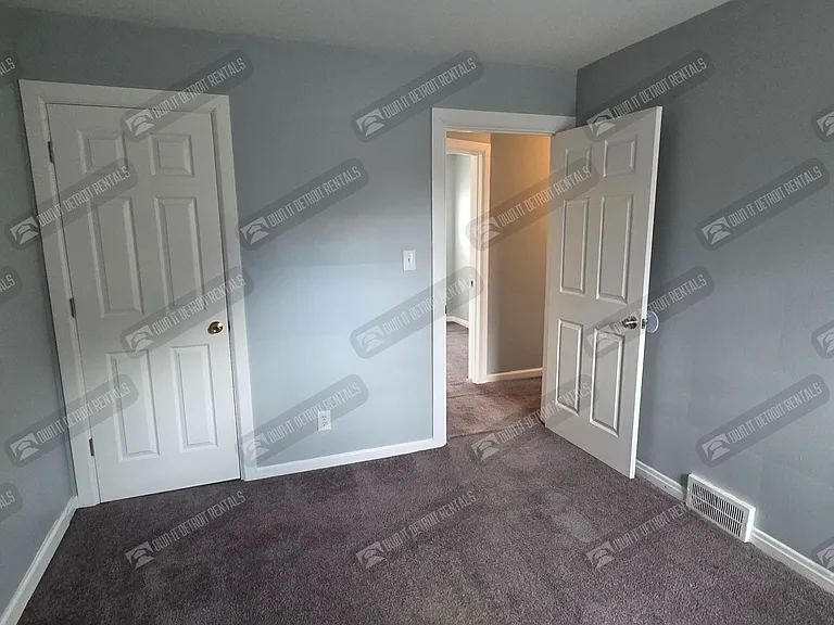 5921 Balfour Rd — Photo 5