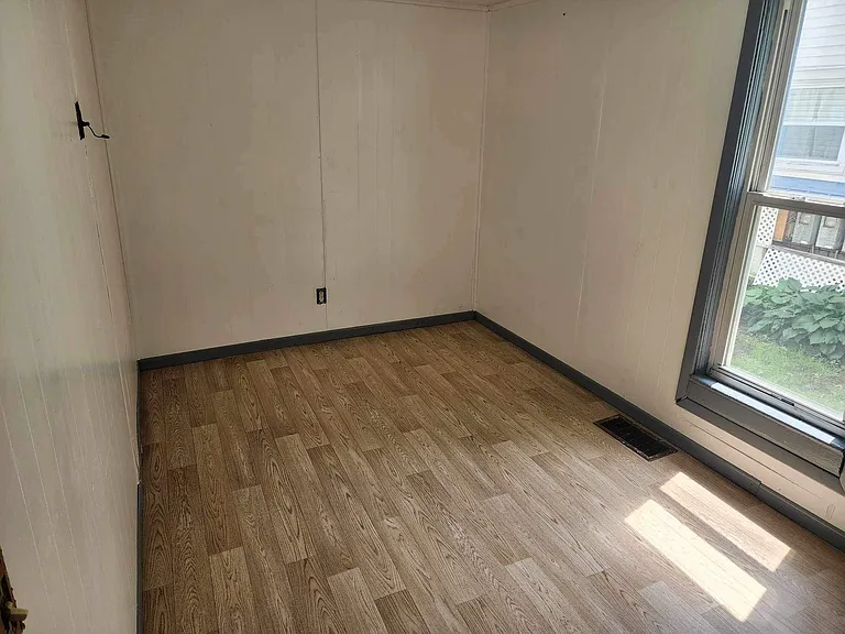 631 Main St #1 — Photo 9