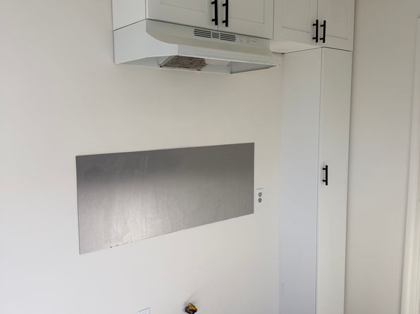 2750 S Mansfield Ave