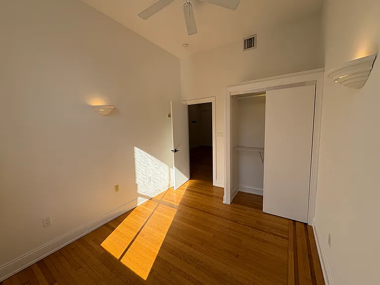 329 S 17th St #2 — Photo 18