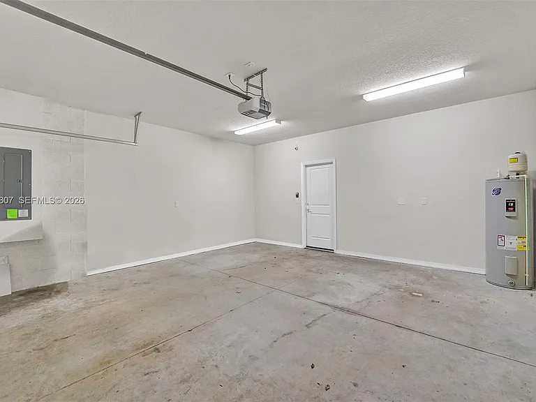 4764 Eucalyptus Dr — Photo 25