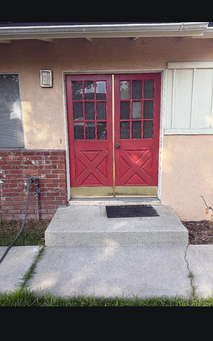 3 bed, 1288 sqft, $4,500 — Photo 1
