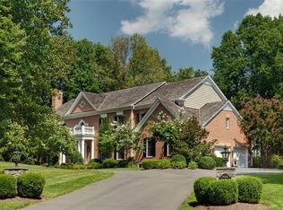 9908 Windy Hollow Rd, Great Falls, VA 22066