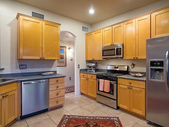 3rd image of 10635 E Placita Chiapas