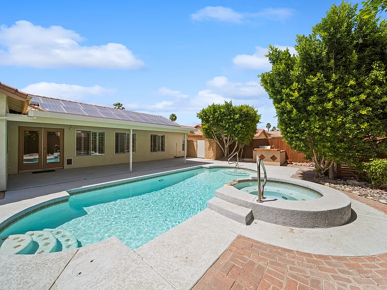 37762 Drexell Dr — Photo 32