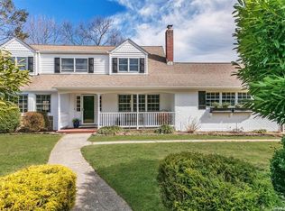 86 Little Neck Rd, Centerport, NY 11721