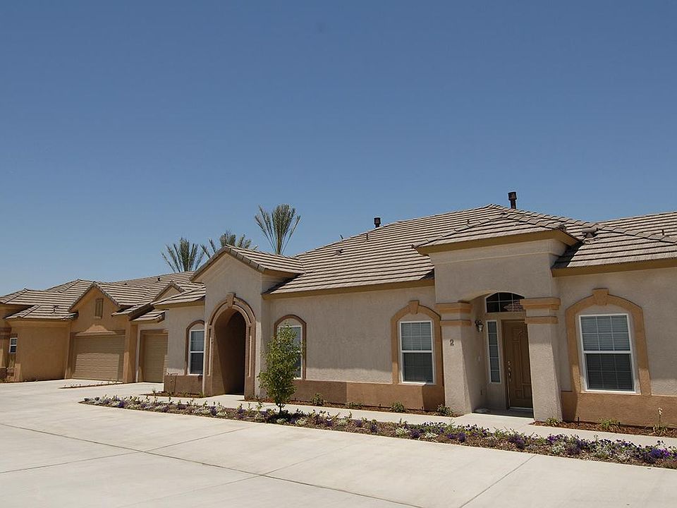 1st image of 914 Jasmine Parke Dr #4