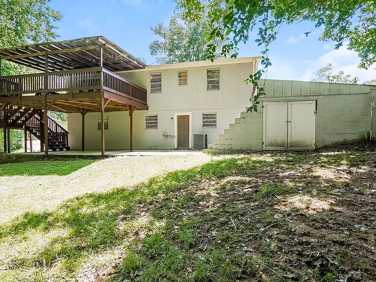 3248 Larrabee Ln — Photo 17