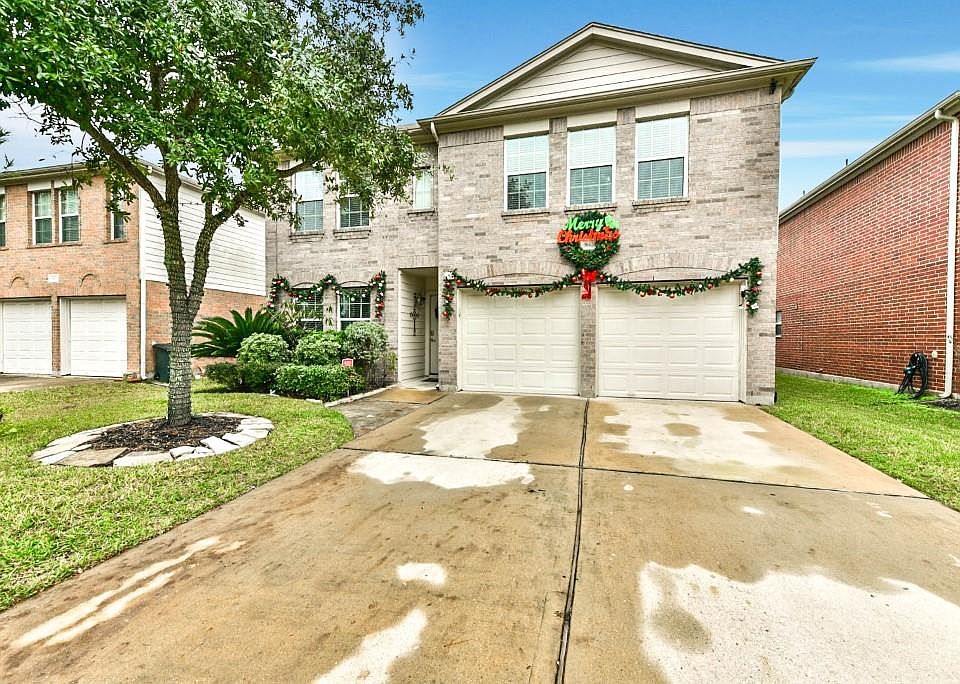 1st image of 16630 Aberdeen Green Dr