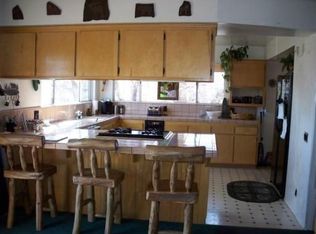 1252 Piney Ridge Pl, Fawnskin, CA 92333