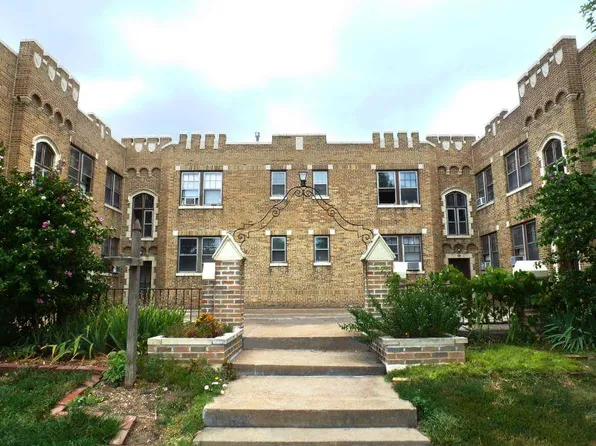 1216 Bellevue Ave, Saint Louis, MO 63117