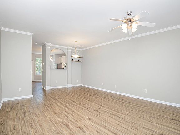 4th image of 5713 Clearbay Ln