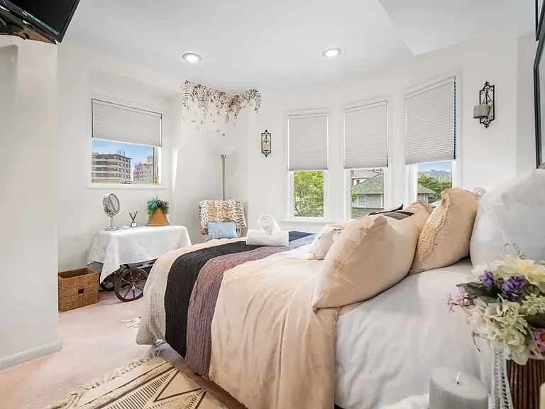 35 S Laclede Pl — Photo 16