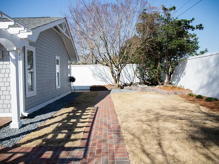 1307 Portside Dr — Photo 30