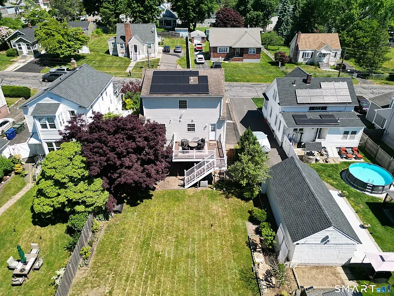 305 Sylvan St — Photo 31