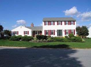 700 Westover Dr, Lancaster, PA 17601